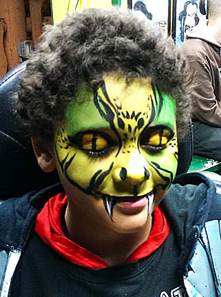  Face Painter Caricature Artists